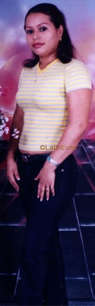 Date this stunning Honduras girl Lilian from La Ceiba N2734