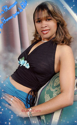 Date this attractive Any Country girl Milka from  N2754