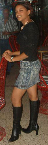 Date this passionate Dominican Republic girl Carmen from San Cristobal N2772