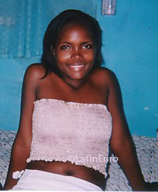 Date this fun Dominican Republic girl Cesarina from La Romana N2889