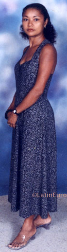 Date this voluptuous Honduras girl Elsa from Yoro N2943