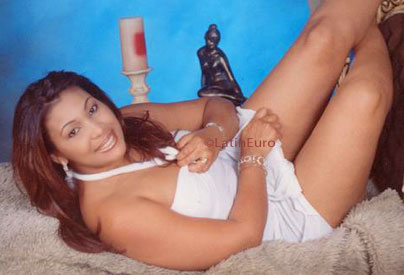 Date this beautiful Dominican Republic girl Kathy from Santiago N2946