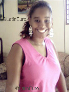 Date this nice looking Dominican Republic girl Gianniny from San Francisco de Macoris N307