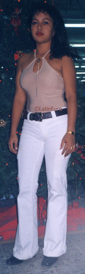 Date this pretty Honduras girl Ilda from Choloma N3378