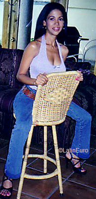 Date this hot Honduras girl Rocio from  N3470