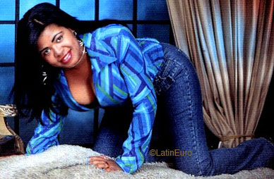 Date this young Dominican Republic girl Sahina from Santiago N3471