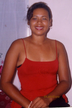 Date this georgeous Dominican Republic girl Wendy from Santo Domingo N3520