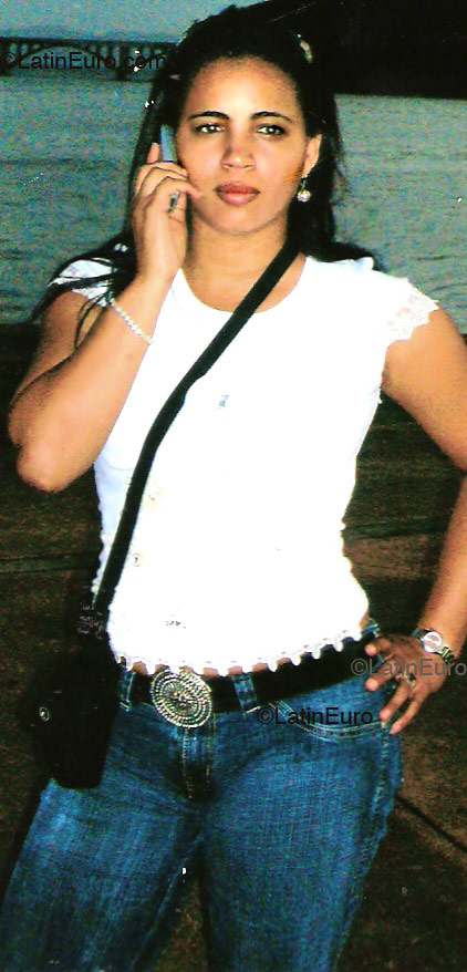 Date this lovely Dominican Republic girl Jocelyn from Santo Domingo N406