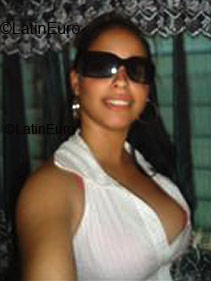 Date this athletic Dominican Republic girl Yinet from Baracoa N417