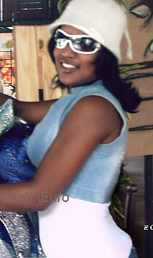 Date this gorgeous Dominican Republic girl Deyanira from San Cristobal N727