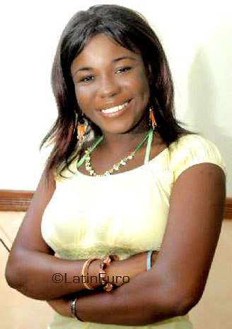 Date this delightful Dominican Republic girl Joanne from La Romana N751