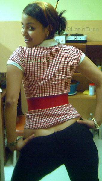 Date this delightful Dominican Republic girl Kenia from Santo Domingo N841