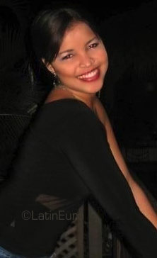 Date this attractive Dominican Republic girl Stephanie from San Cristobal N927