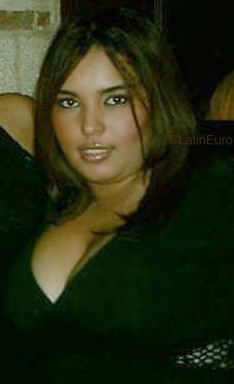 Date this beautiful Dominican Republic girl Kimberly from Santo Domingo N970