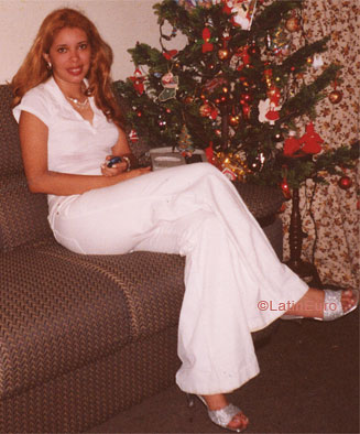 Date this stunning Brazil girl Alessandra from MANAUS B6805