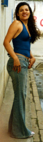 Date this voluptuous Brazil girl Andreia from SAO PAULO B7071