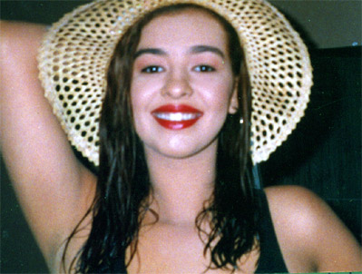 Date this happy Brazil girl Christiane from SAO PAULO B8555