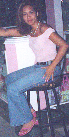 Date this hot Honduras girl Gladis from Tegucigalpa N3881