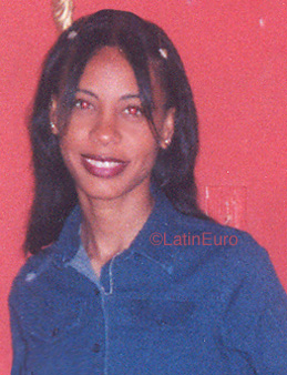 Date this georgeous Dominican Republic girl Yenni from La Romana N3880