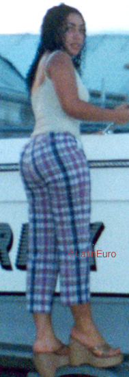 Date this delightful Dominican Republic girl Florisol from  N3846