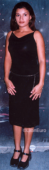 Date this exotic Honduras girl Iris from Choloma N3872