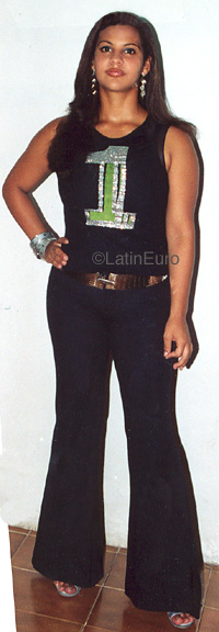 Date this hot Brazil girl Eliana from FEIRA DE SANTANA B9868