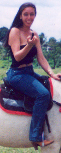 Date this cute Brazil girl Elaine from GUARULHOS B9963