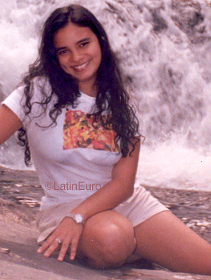 Date this cute Brazil girl Juliana from JARDIM B9947