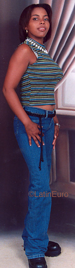 Date this hard body Dominican Republic girl Florinda from Higuey N3797