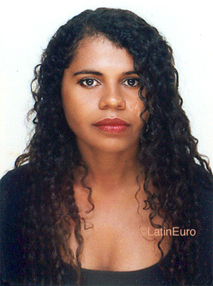Date this athletic Brazil girl Luiza from RECIFE B9816