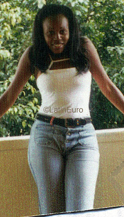 Date this stunning Brazil girl Ayana from SAO PAULO B9552