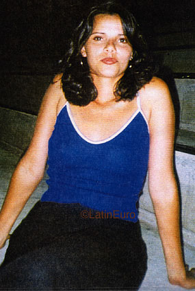 Date this voluptuous Brazil girl Valdelice from JARDIM B9581