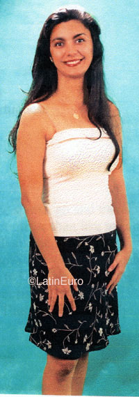 Date this nice looking Brazil girl JeaneValeria from Guarulhos B9462