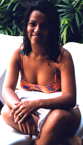 Date this funny Brazil girl Maria from SAO JOSE DO RIO PRETO B9510