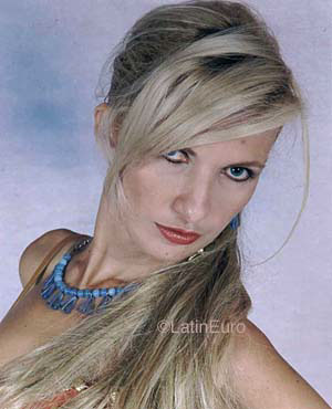 Date this delightful Brazil girl Herlane from CAMPO LIMPO B9370