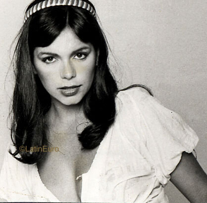 Date this happy Brazil girl Marly from RIO DE JANEIRO B9400