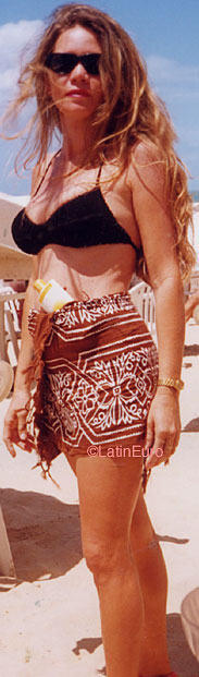 Date this charming Brazil girl Valeria from FORTALEZA B9081