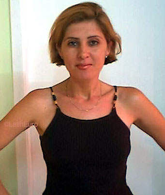 Date this gorgeous Brazil girl Rosangela from SALVADOR B9031