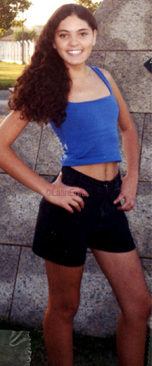 Date this foxy Brazil girl Fabeicia from  B8943