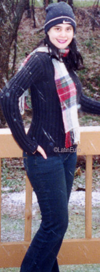 Date this cute Brazil girl Fernanda from SAO PAULO B8959