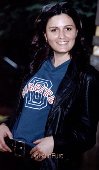 Date this athletic Brazil girl Ilda from  B8896