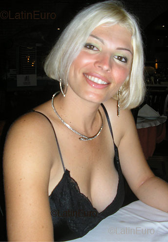 Date this exotic Brazil girl Denise from MACEIO B4016