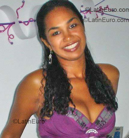 Date this hard body Brazil girl Katia from Recife BR72