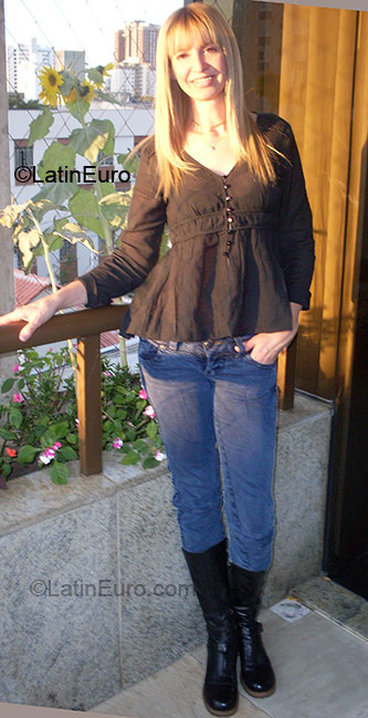 Date this gorgeous Brazil girl Gilneide from Belo Horizonte BR83