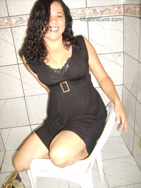 Date this funny Brazil girl Angelita from Itabuna BR89