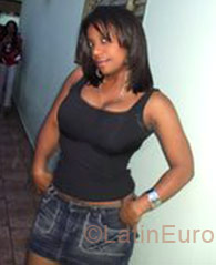 Date this passionate Brazil girl Ariadiny Cristina from Uberlandia BR156