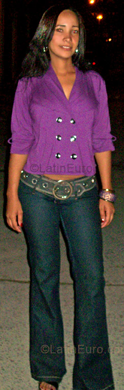 Date this pretty Brazil girl Sandra from Salvador BR204