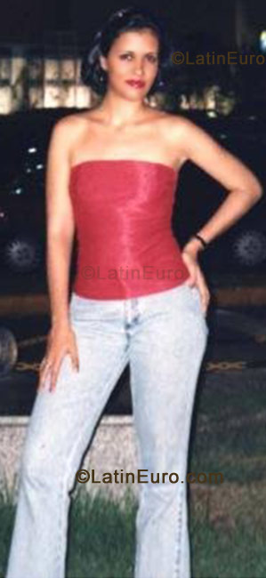 Date this nice looking Brazil girl Talita from Recife BR482