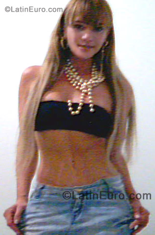 Date this good-looking Brazil girl Emily from Criciuma BR506