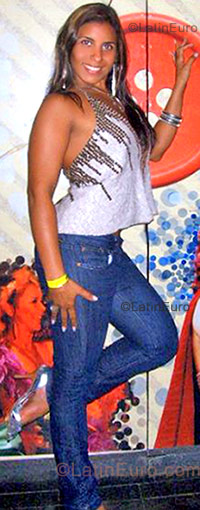 Date this funny Brazil girl Cacau from Rio de Janeiro BR577